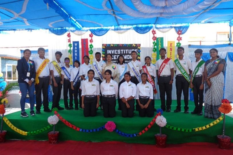 Investiture ceremony School leaders